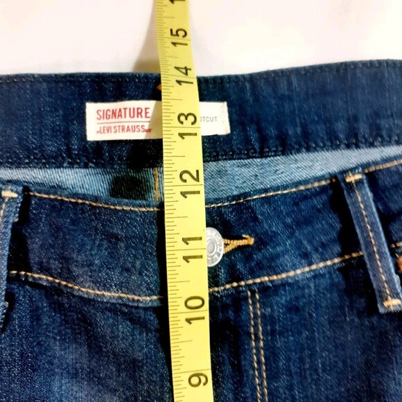 Levi Strauss Signature Jeans Women's 18M W34 L32 Mid-Rise Bootcut Dark Wash - Picture 11 of 12